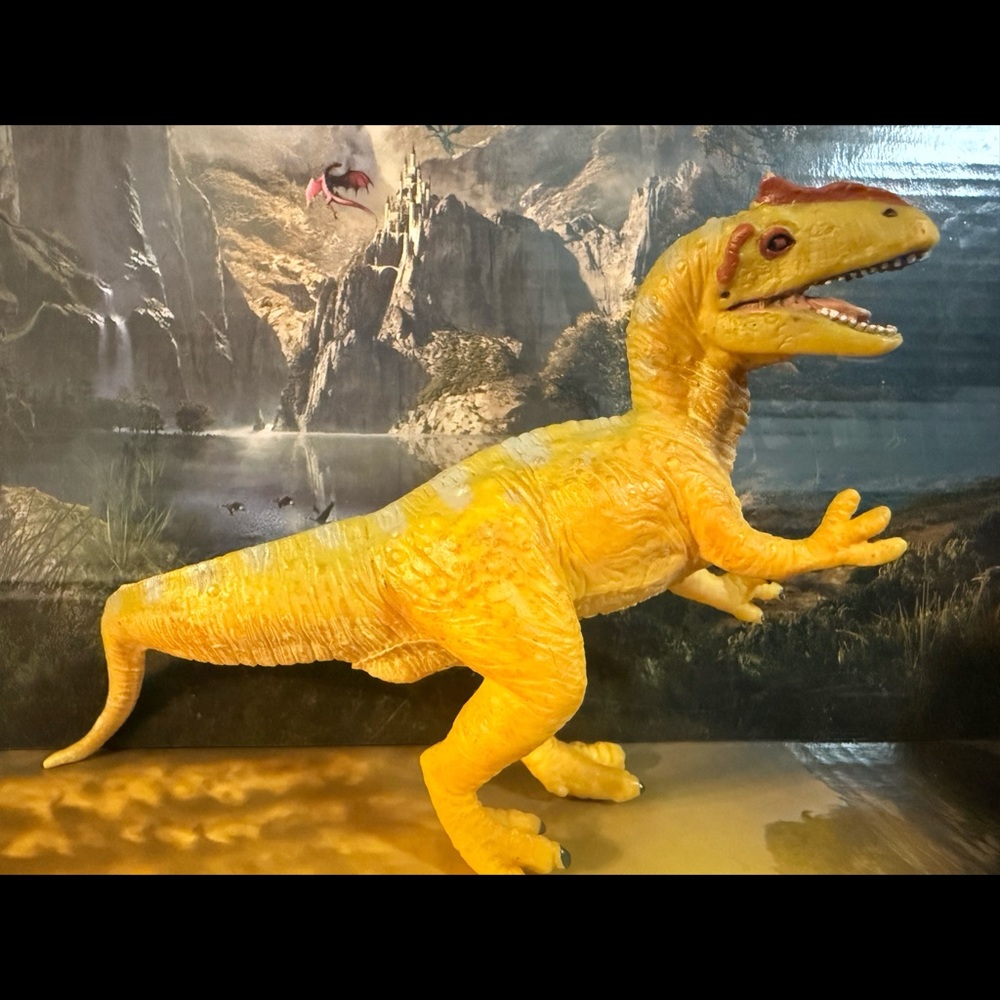 Vintage Allosaurus Yellow Dinosaur Action Figure Safari Ltd. 1996 Retired PVC
